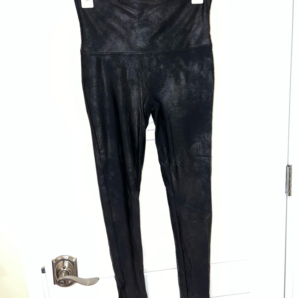 SPANX Black High-Waisted Leggings with Sleek Fit